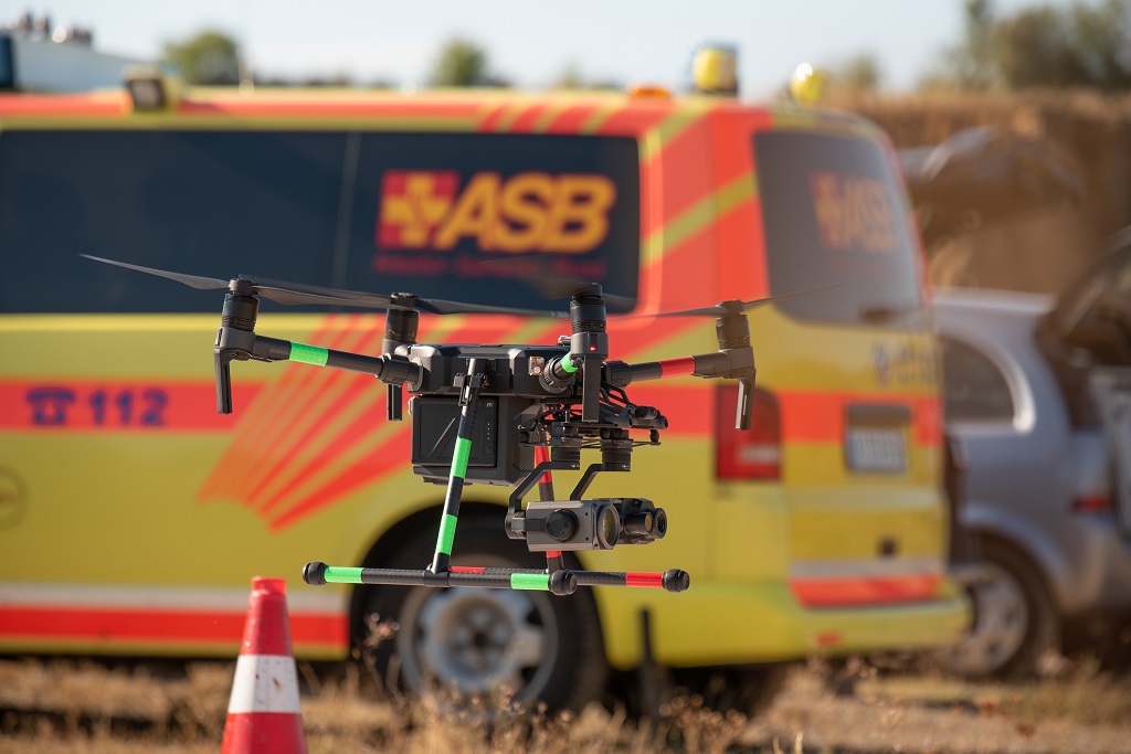 Spannende Einblicke in die Drohnentechnik des ASB Karlsruhe